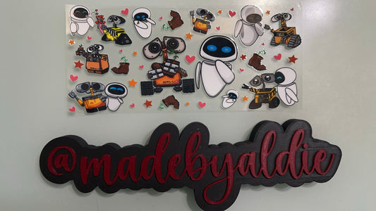 wall-e & eve w hearts & stars